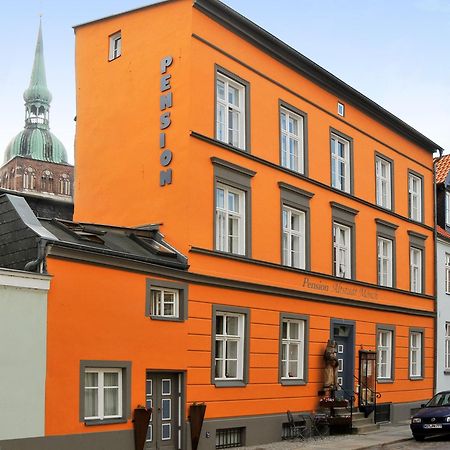 Pension Altstadt Moench In Top Lage Preis Inclusive 5 Prozent Bettensteuer Und Fruehstueck Щралзунд Екстериор снимка