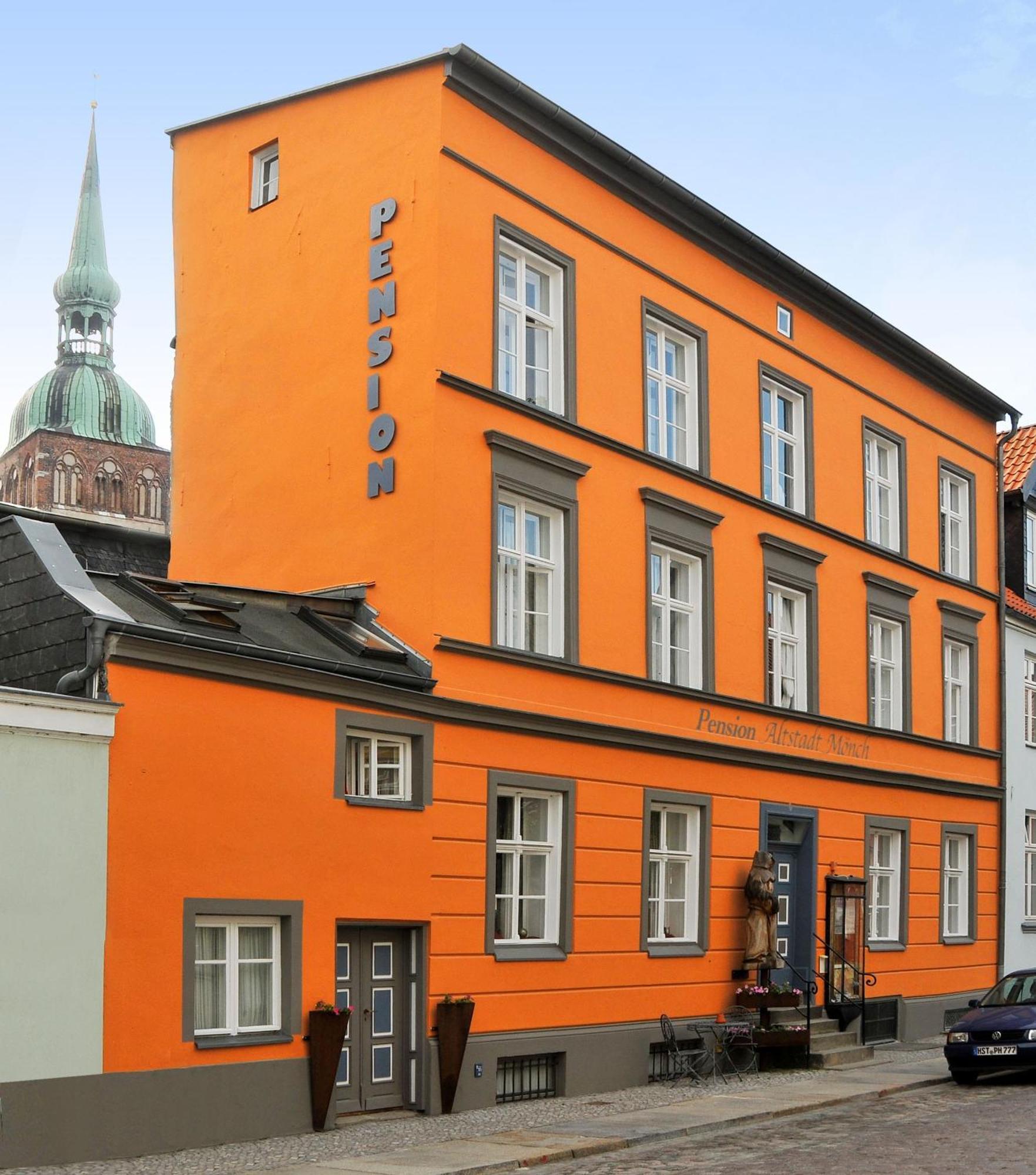 Pension Altstadt Moench In Top Lage Preis Inclusive 5 Prozent Bettensteuer Und Fruehstueck Щралзунд Екстериор снимка